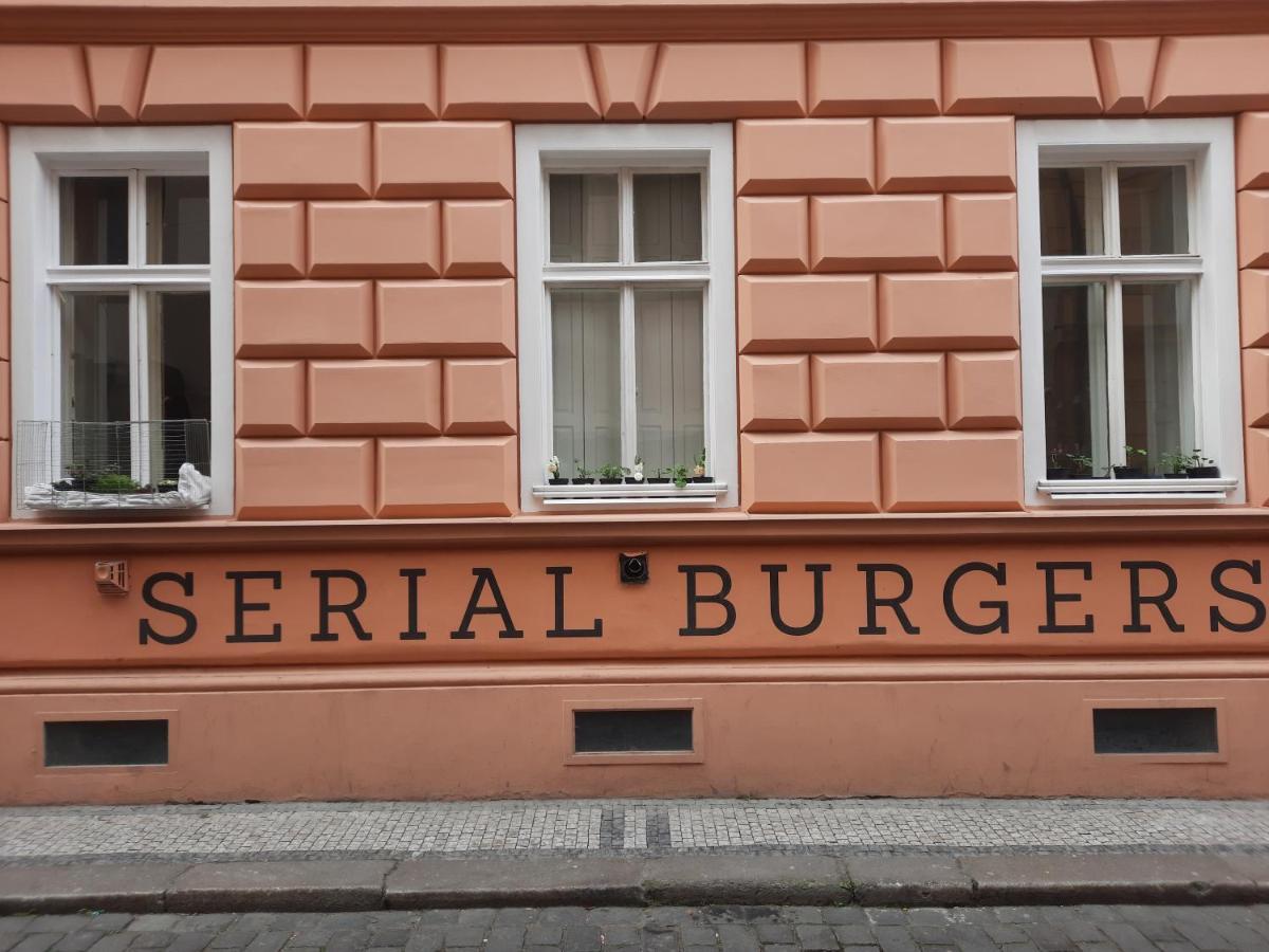Downtown Prague Minimalistic Room In Flatshare Exterior foto